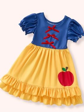 Girls size 3T Dress. NWT